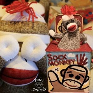 Schylling Sock Monkey Jack In The Box 2025